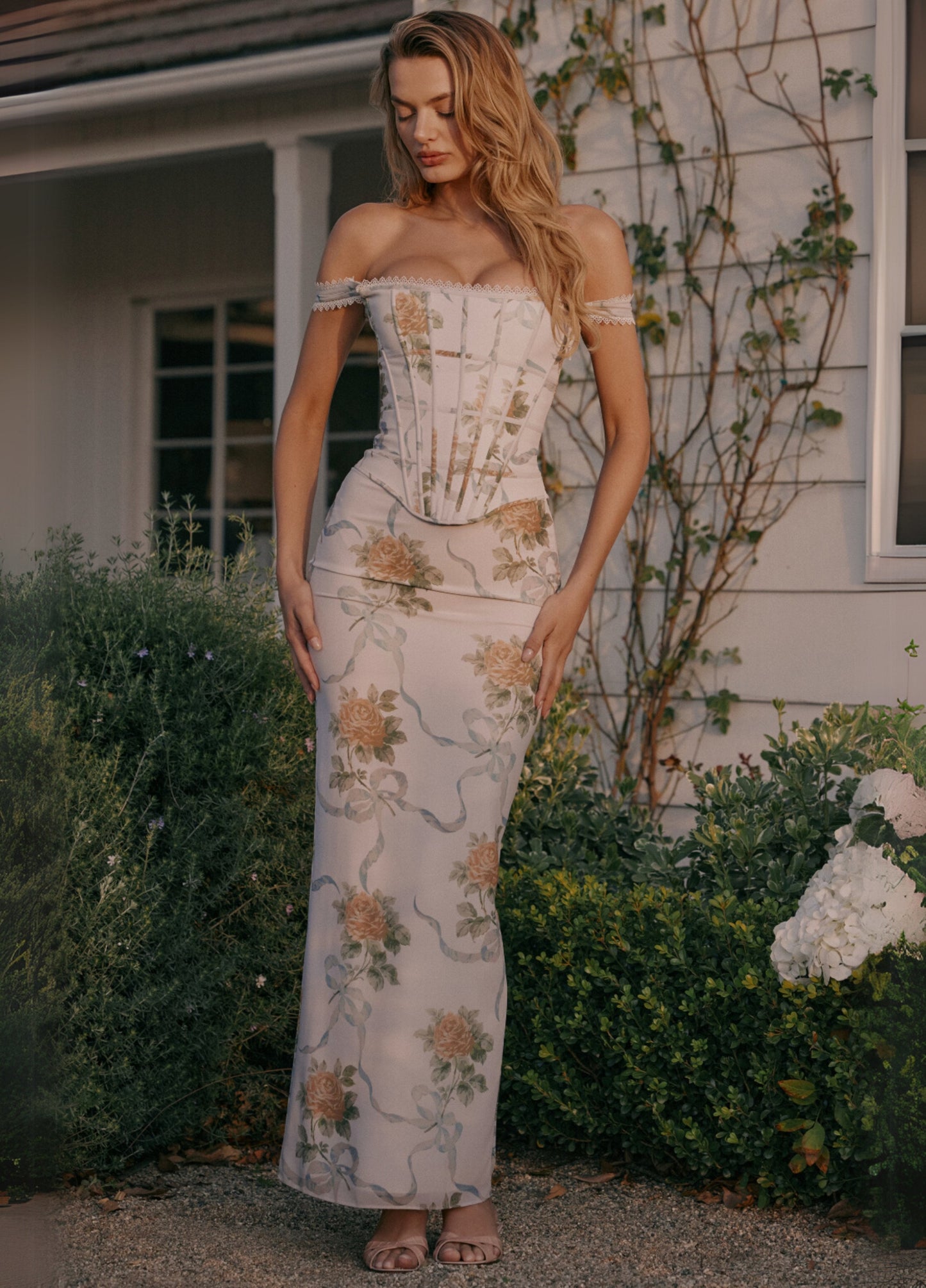 Aureline Corset Maxi Dress – Off-White Floral